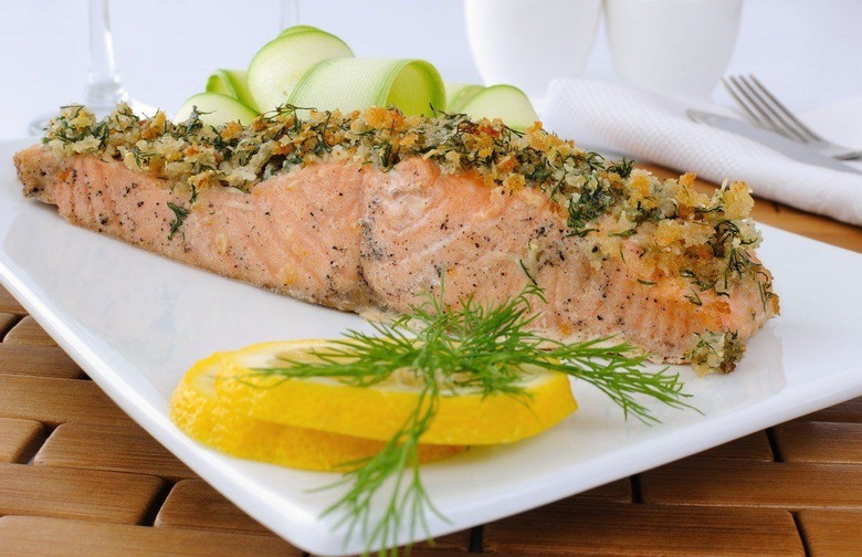 Crunchy Baked Ginger-Dill Salmon With Greens